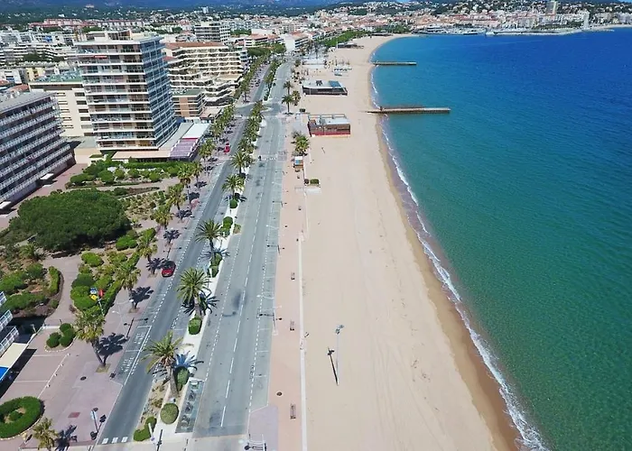 Appartement Au Lagon Bleu A Frejus, Garage, Tennis & Piscine 1200 M2