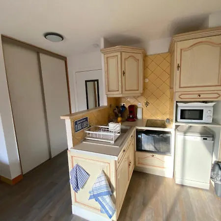 Appartement Au Lagon Bleu A Frejus, Garage, Tennis & Piscine 1200 M2 Exterior photo