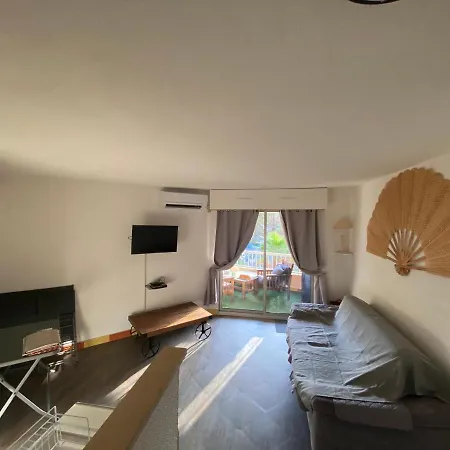 Appartement Au Lagon Bleu A Frejus, Garage, Tennis & Piscine 1200 M2 Exterior photo
